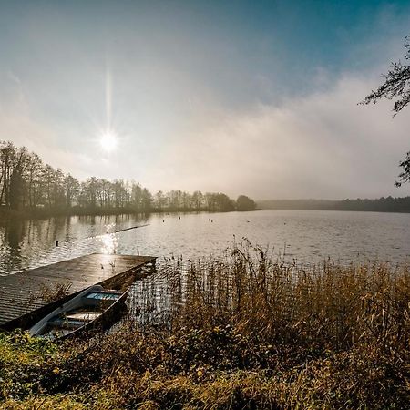 Luxus-See-Domizil Mit Sauna, Kamin Und Boot-130 Qm Fuer 6 Personen Krakow am See Eksteriør billede